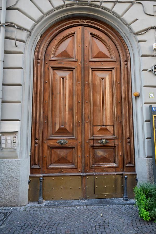Bernini House Naples Hotel Bagian luar foto